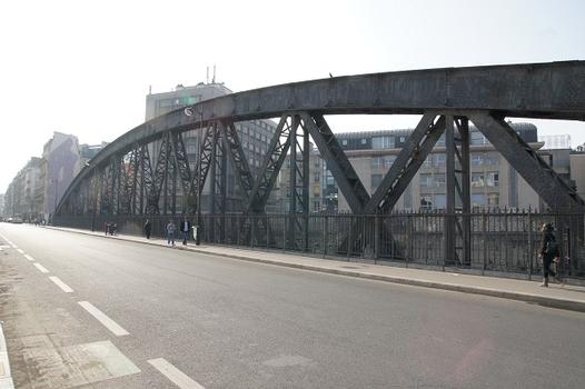 Rue de l'Aqueduc-Brücke
