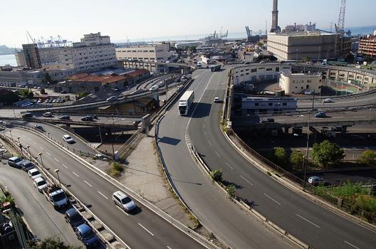 Strada sopraelevata di Genova