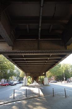 Hochbahnbrücke Wrangelstraße