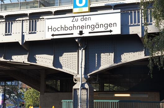 U 1 Subway Line (Berlin) – Kottbusser Tor Metro Station