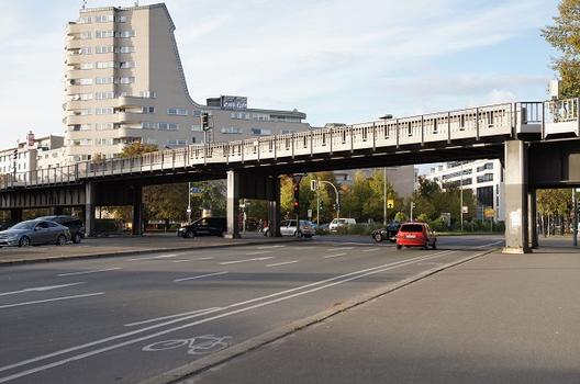 Hochbahnviadukt Wilhelmstraße