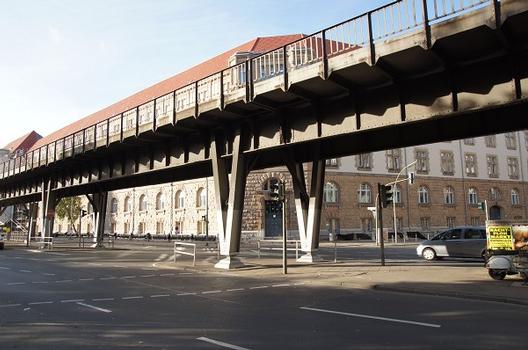 Hochbahnviadukt Gitschiner Straße (I)