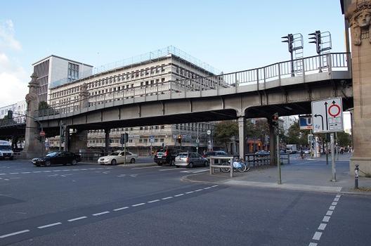 Hochbahnviadukt Potsdamer Straße