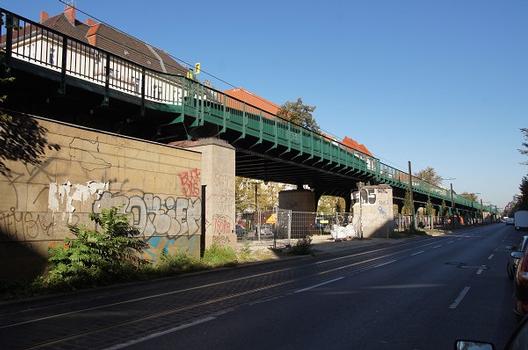 Hochbahnbrücke Buchholzer Straße