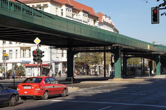 Hochbahnbrücke Bornholmer Straße/Wisbyer Straße