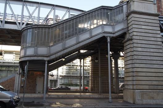 Chevaleret Metro Station