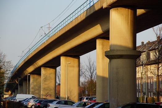 Stadbahnbrücke Zum Seitenhof
