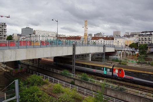 Covering of the Paris-Austerlitz Station Tracks