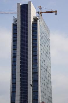 Torre Garibaldi B