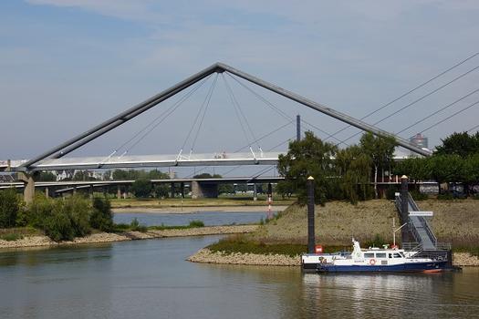 Pont du port de Düsseldorf