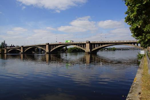 Maasbrücke Visé