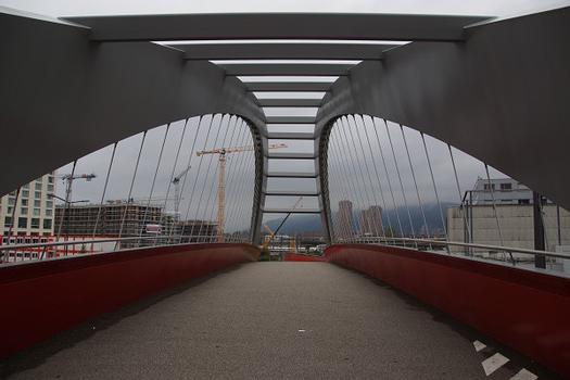 Passerelle Gleisbogen 