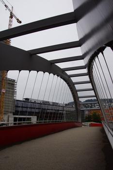 Passerelle Gleisbogen