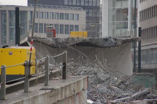 Demolition of the elevated road bridge at Jan-Wellem-Platz in Düsseldorf (Germany)