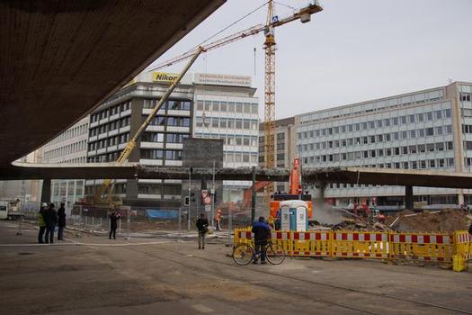 Abriss der Hochstraße Jan-Wellem-Platz in Düsseldorf