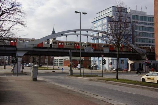 Hochbahnbrücke Kajen