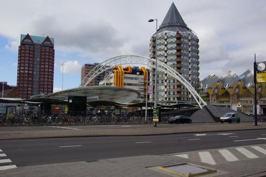 Bahnhof Rotterdam Blaak