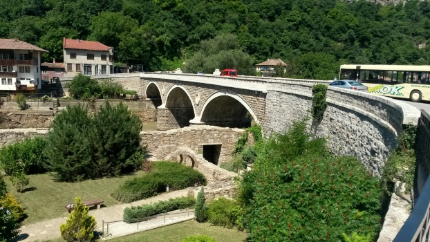 Vieux pont de Veliko Tarnovo