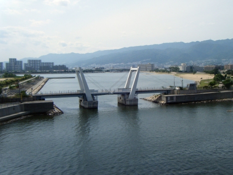 Onmaehama-Brücke