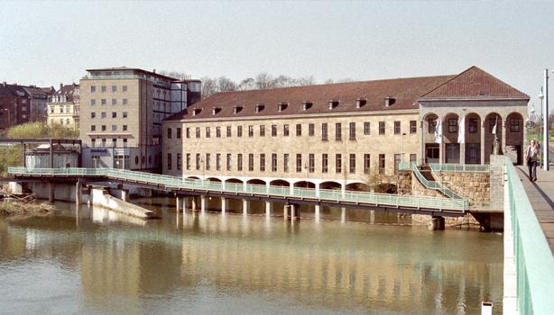 Steg Ruhrkristall & RWW-Gebäude, Mülheim an der Ruhr