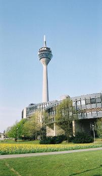 Landtag & Rheinturm, Düsseldorf