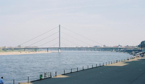 Oberkasseler Brücke, Düsseldorf