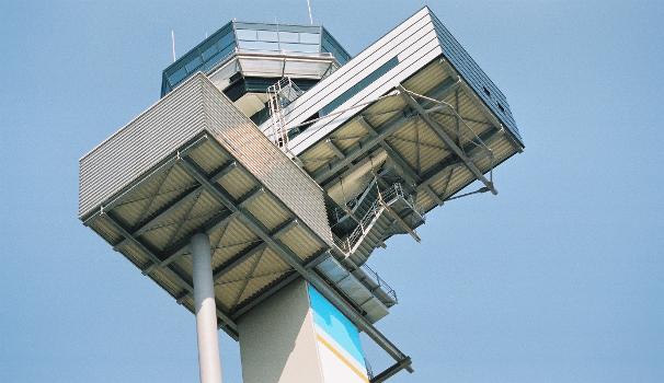 Aéroport international de Düsseldorf – Tour de contrôle