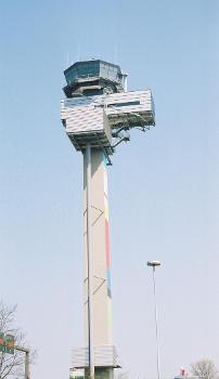 Flughafen Düsseldorf International – DFS Flugsicherungsturm