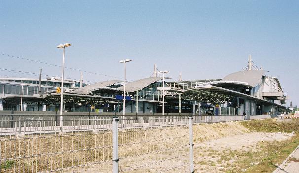 Düsseldorf International Airport – Airport Train Station