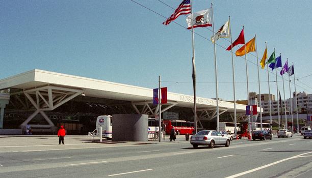 George R. Moscone Convention Center (San Francisco, 1981)
