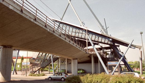 Neue Mitte Oberhausen Station (Oberhausen, 1996)