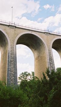 Viaduc de Forcalquier (04)