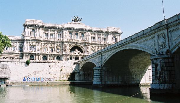 Palazzo di Giustizia & Ponte Umberto I, Rom