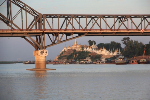 Irrawaddy-Brücke