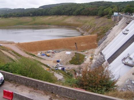 Pannecière-Chaumard Dam