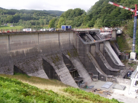 Barrage de la Raviège - Einbau eines Ablaufs (2014)