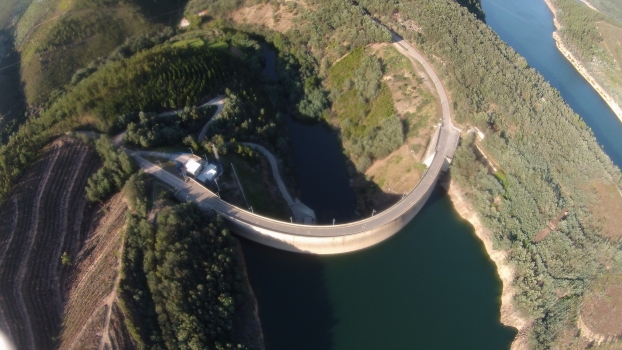 Fronhas Dam