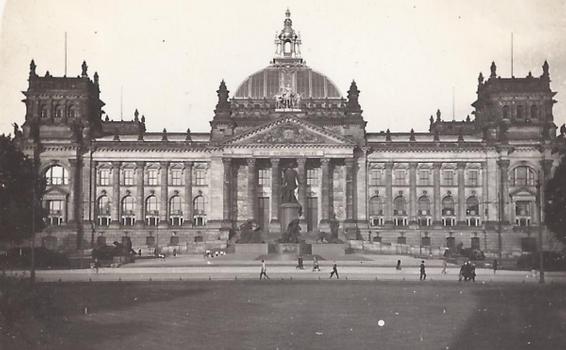 Berlin - Reichstagsgebäude (1929)