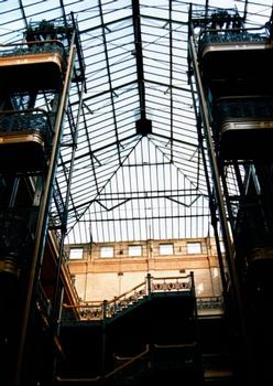 Intérieur du Bradbury Building