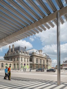 Canopy of Saint-Omer Station