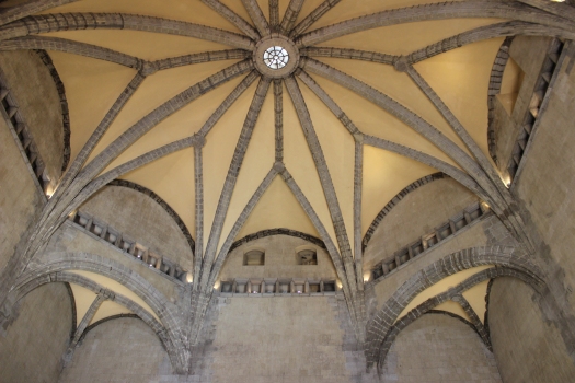 Castel Nuovo, Naples - rib vault of the Hall of Barons