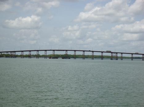 Frontera-Brücke