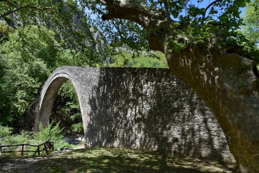 Pont sur le Portaikos