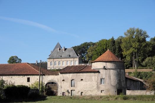 Neuviller-sur-Moselle Castle