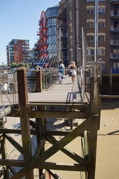 Saint Saviour's Dock Footbridge