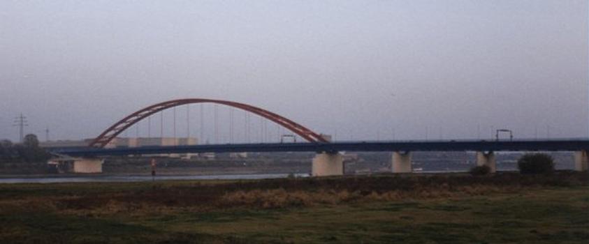 Brücke der Solidarität, Duisburg-Hochfeld