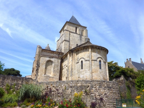 Église Saint-Savinien de Melle