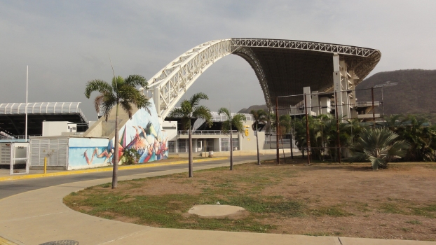 Estadio Olímpico General José Antonio Anzoátegui