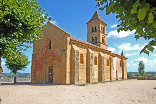 Église Saint-Pierre-et-Saint-Paul de Montceaux-l'Étoile