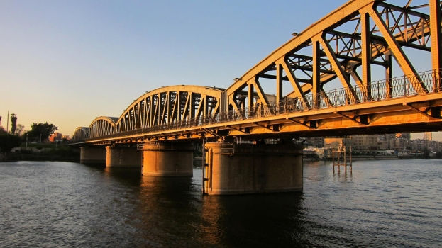 Eisenbahnbrücke Al-Mansura